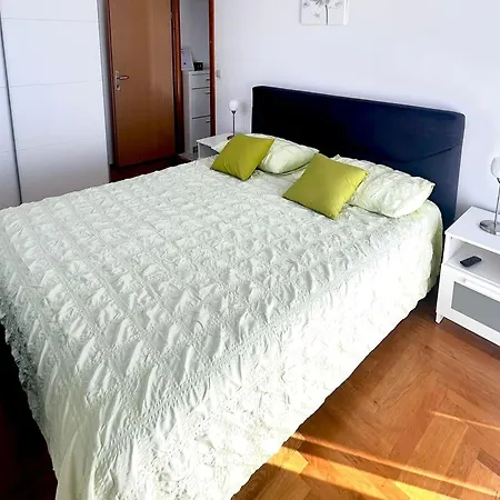 Mary & Pool Apartment Trogir